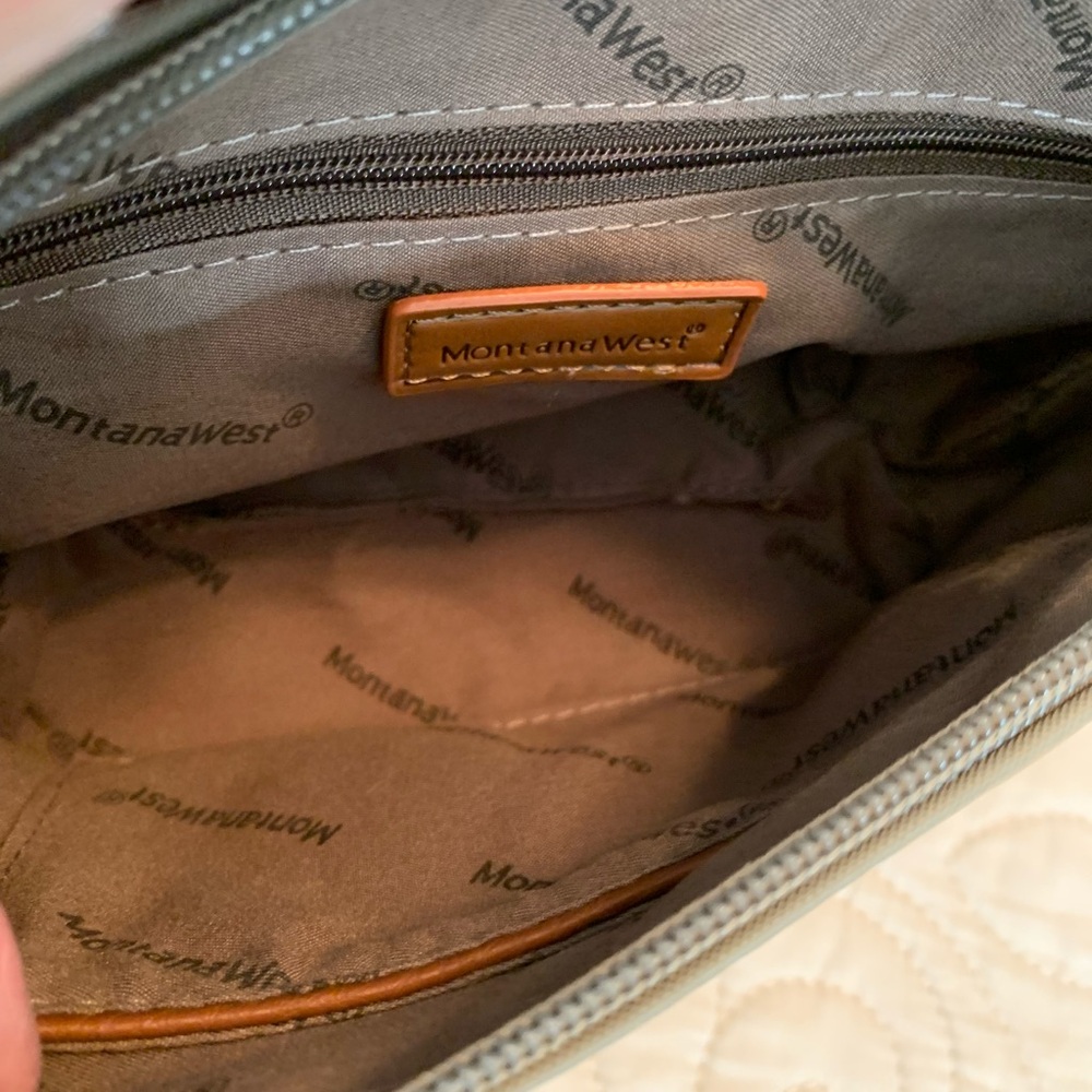Montana West Mini Bag with Shoulder Strap
NWT - Picture 7 of 13